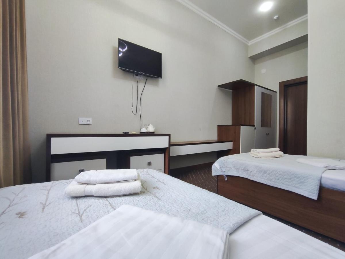Hotel Markaz Tashkent Esterno foto