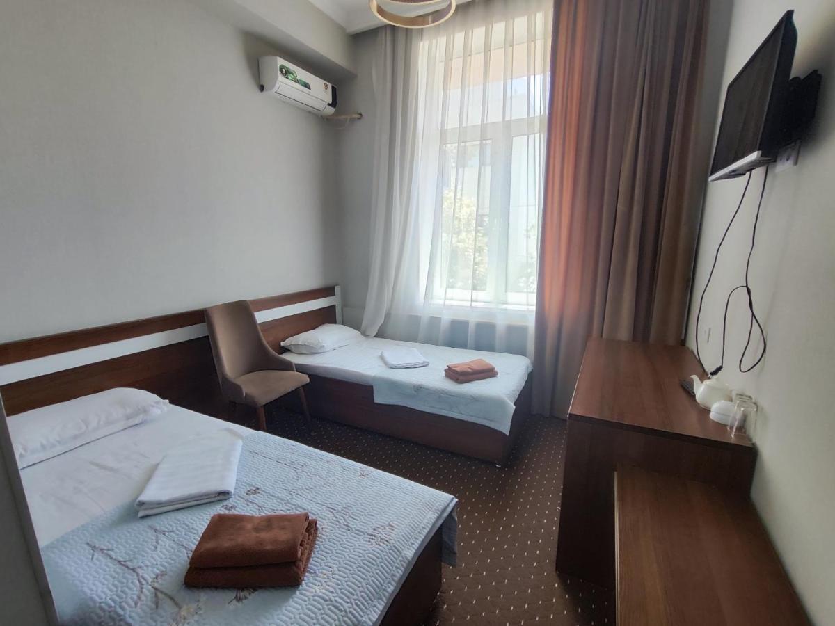 Hotel Markaz Tashkent Esterno foto